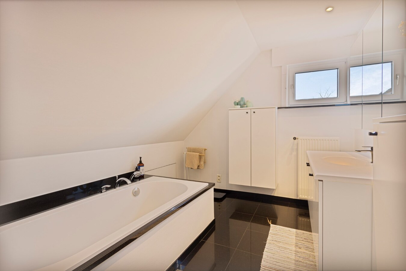 Verkocht: Tiegemberg - Uitzonderlijke luxevilla op uitzonderlijke locatie 