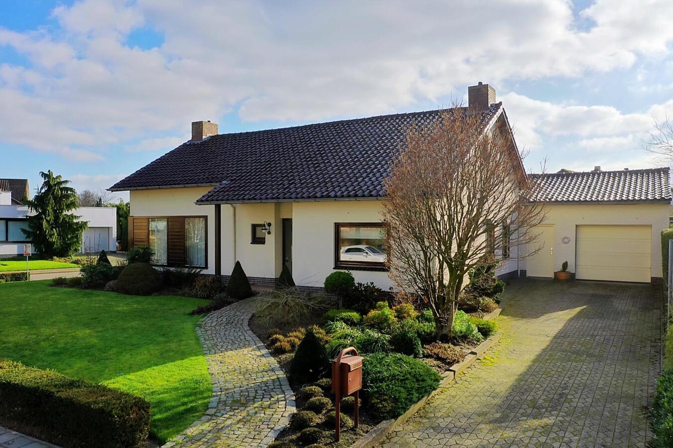 Verkocht semi-bungalow - Nieuwstadt