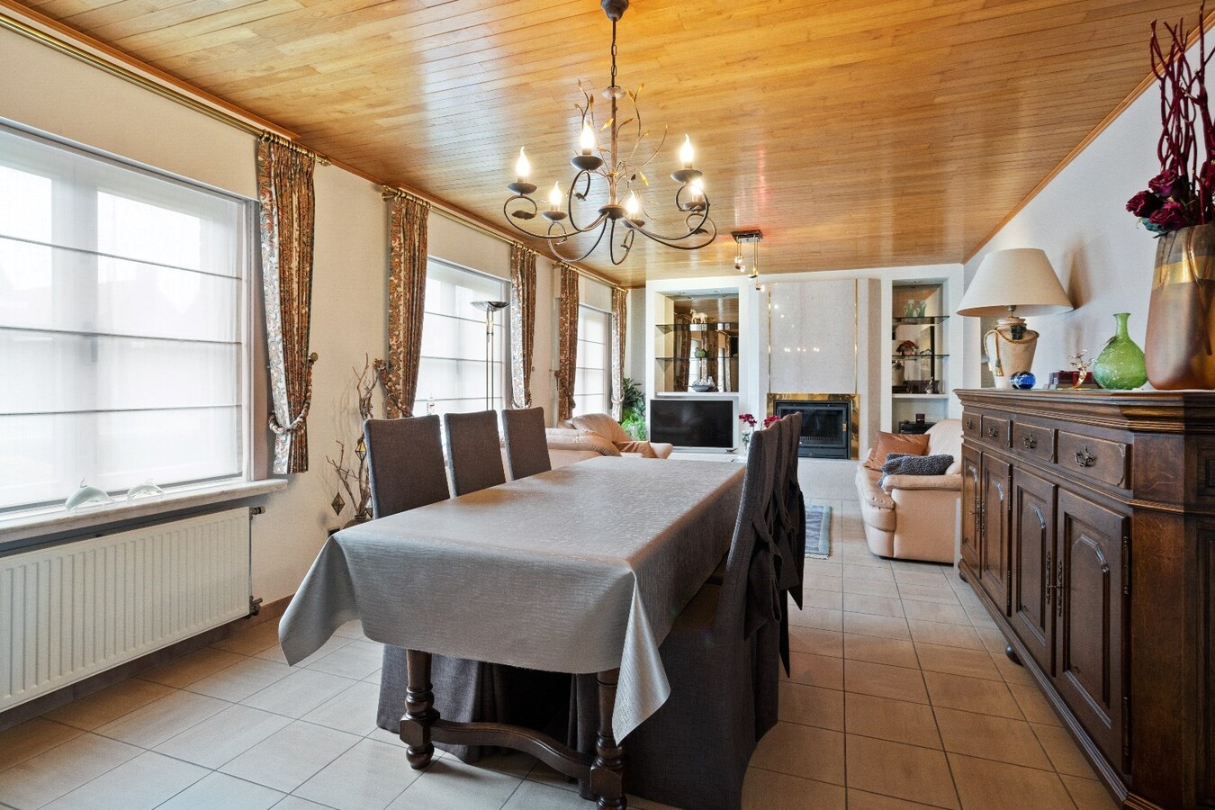 Ruime alleenstaande woning met loods op ruim perceel te Klerken 