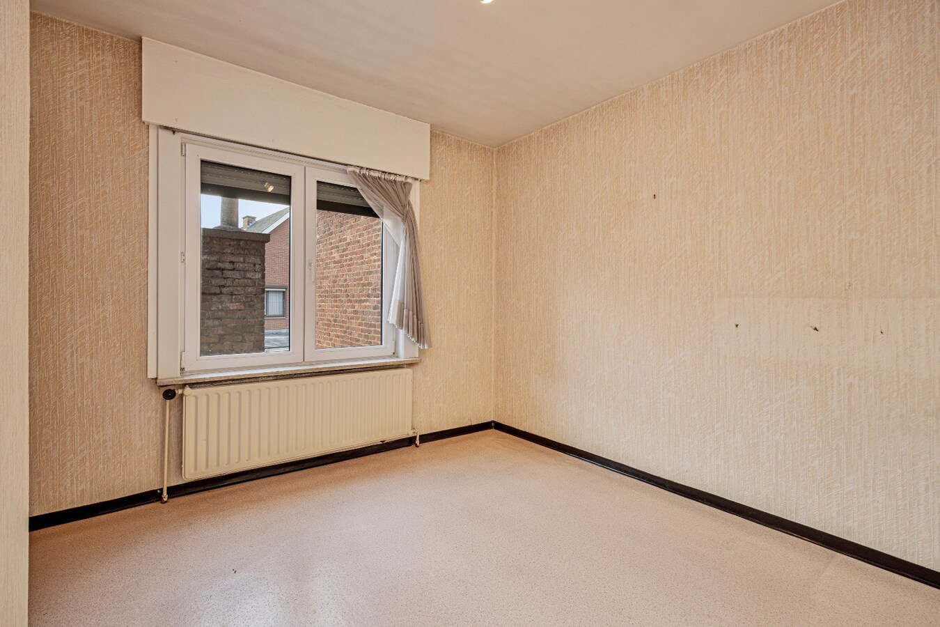 Stevige gezinswoning met 4 slpk in centrum Oudenaarde 