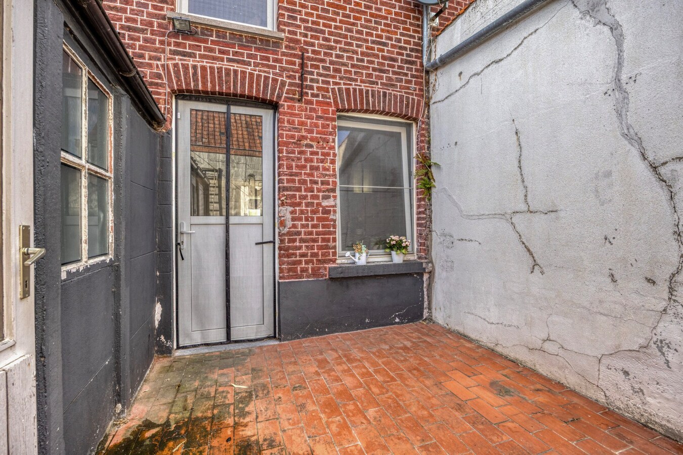 Instapklare 2-slaapkamer woning met leuke stadstuin 