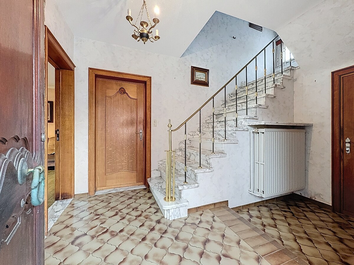 Te renoveren HOB in doodlopend straatje te Burst 