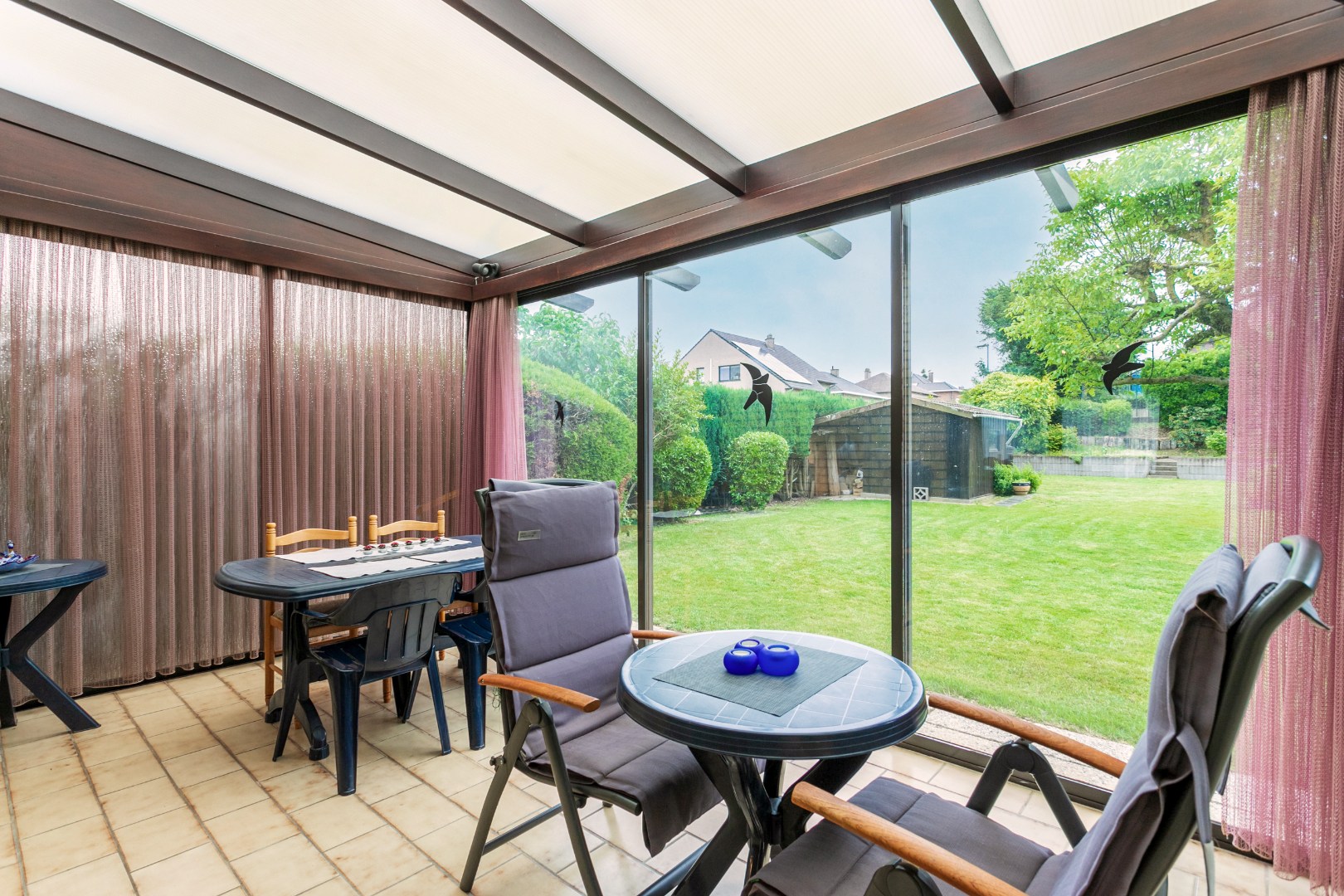 Goed gelegen 3-gevelwoning met 4 slpk 