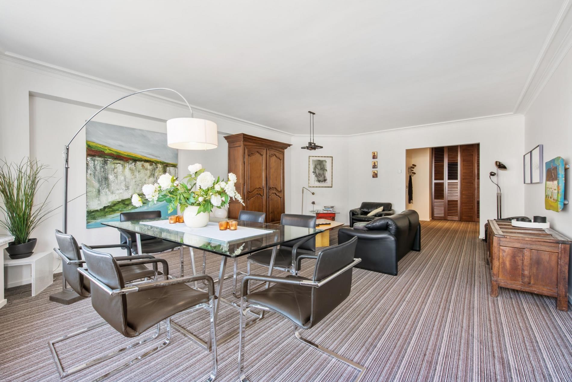 RUIM APPARTEMENT CENTRUM OOSTENDE - TOPLIGGING! 