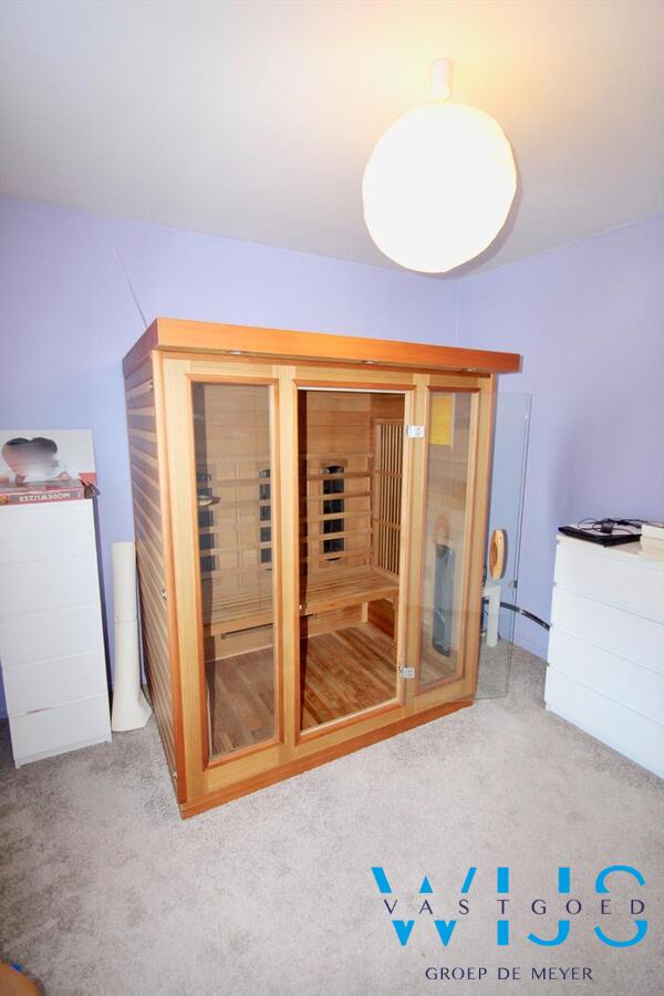 Volwaardig woonhuis met zongerichte tuin op absolute toplocatie in Ertvelde! 