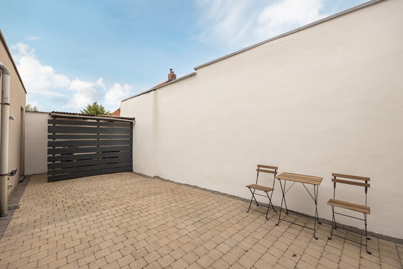 Instapklare woning met 3 slpk en stadstuin te Stabroek! 