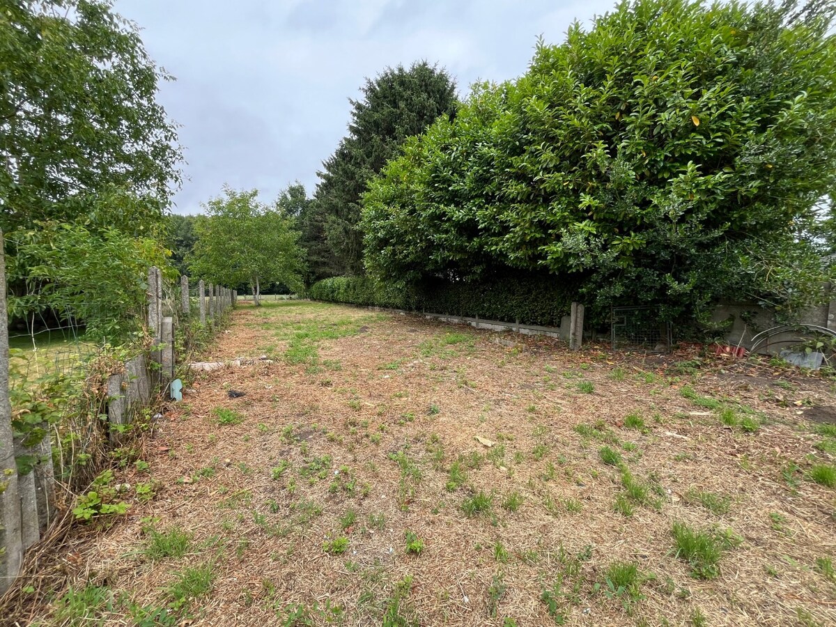 Te renoveren half open bebouwing te Gavere 