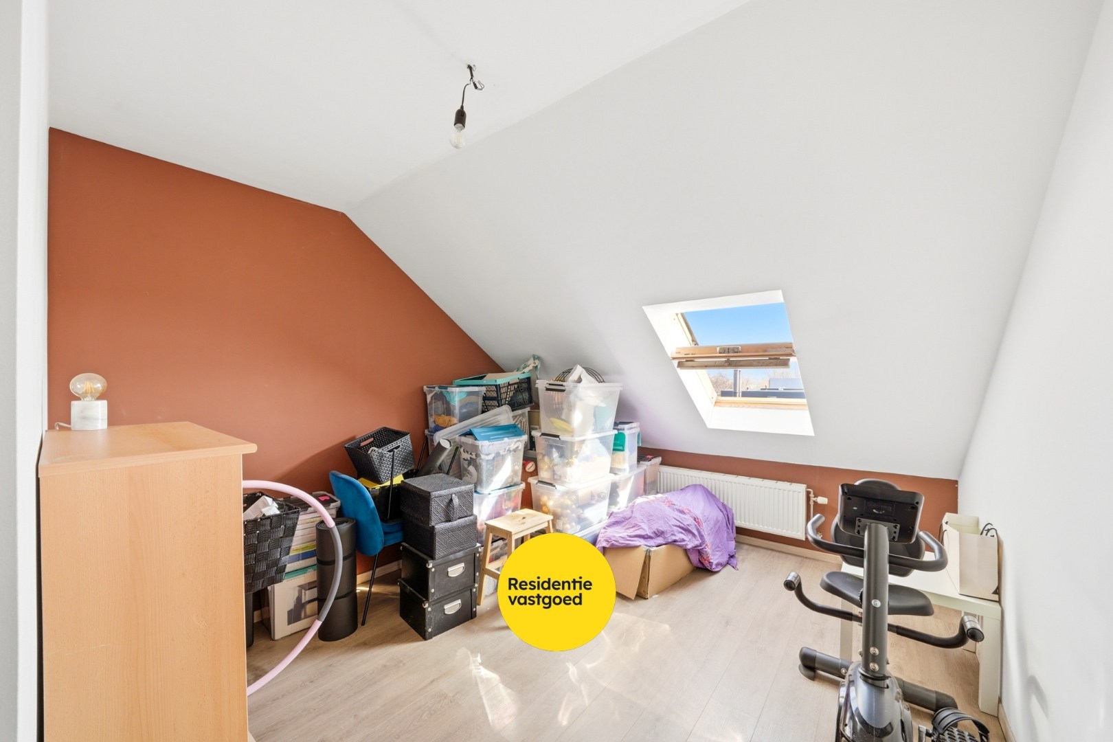 Instapklare woning met zicht op de vaart in Oudenburg 