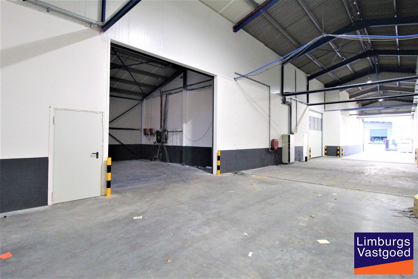 TRUDONIS - KMO UNIT 2 - 119 m² - sectionaal poort - nabij N79 