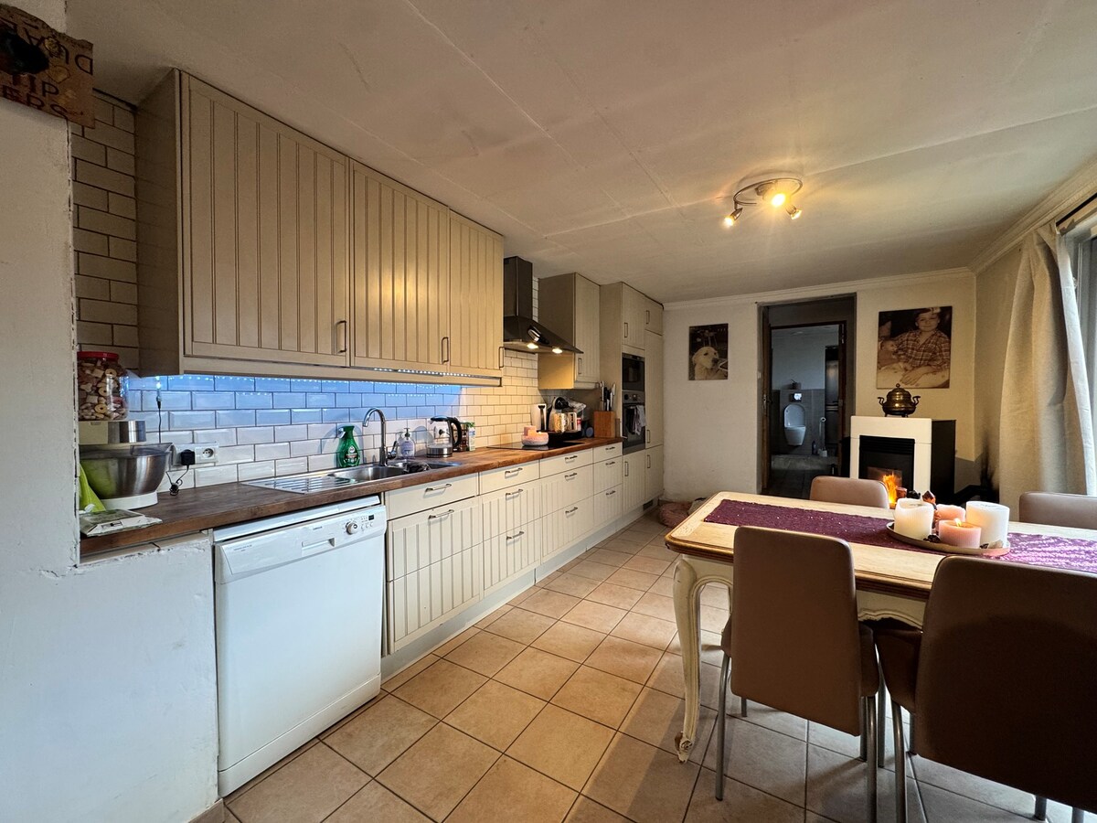 Woning met 4 slaapkamers in Ardooie 