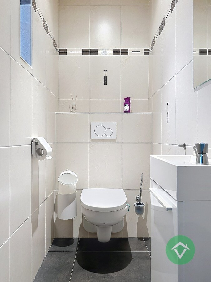 Handelspand met woonst op topligging in Gistel 