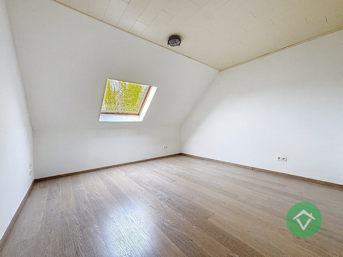 Woning met 3 slaapkamers en garage te Houthulst 