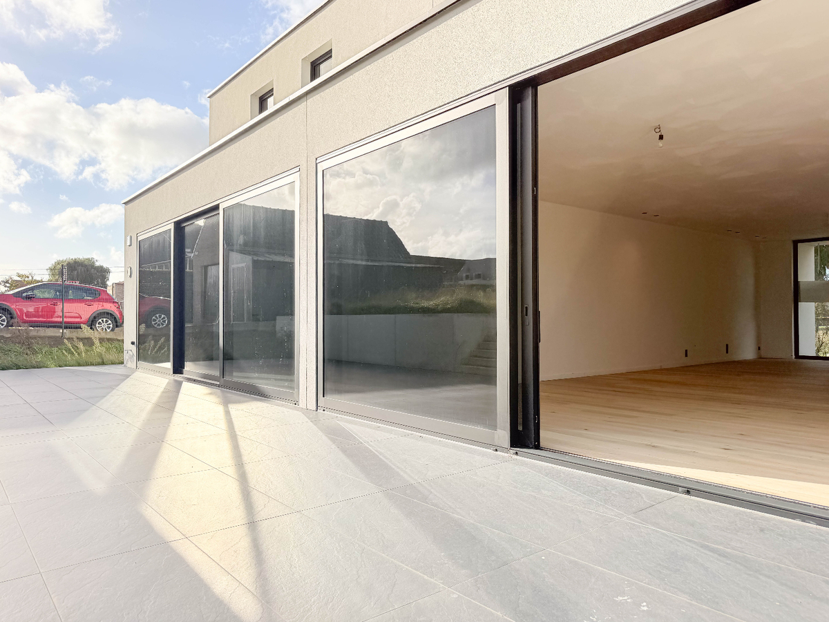 Verrassend ruime nieuwbouwwoning te Kortemark 