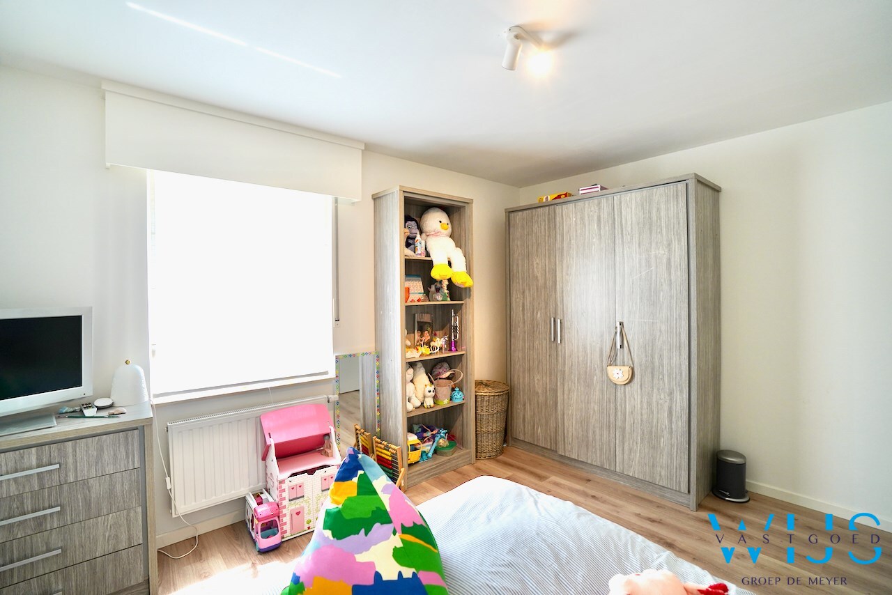 Prachtige recente woning in een zeer rustige wijk te Ertvelde ! 