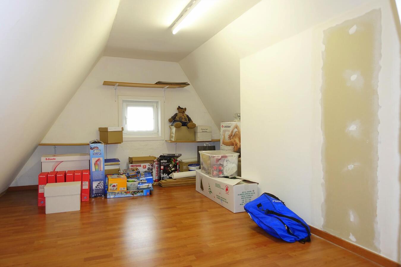 Prachtig ruime gerenoveerde woning 