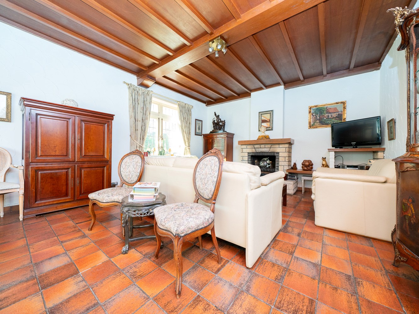 Statige villa in het centrum van Dilbeek 