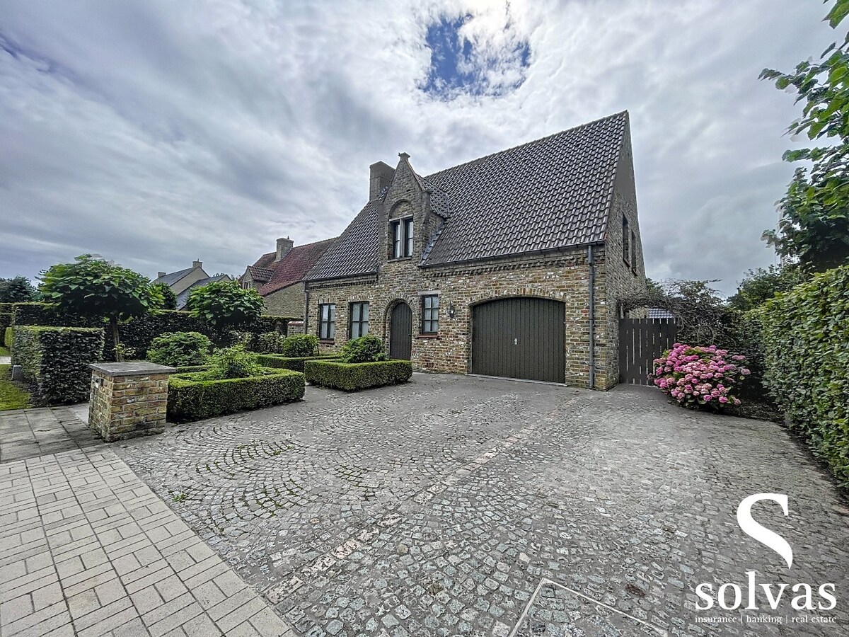 Ruime villa met prachtige tuin! 