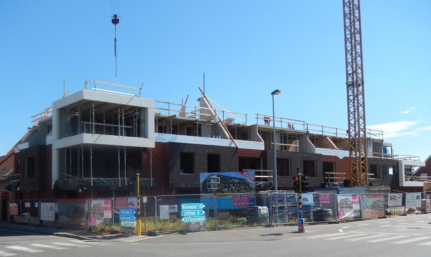 Nieuwbouwproject met zicht op het water 