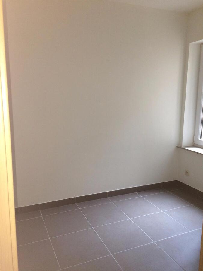 KNUS APP OP CENTRALE LIGGING MT GROOT TERRAS 