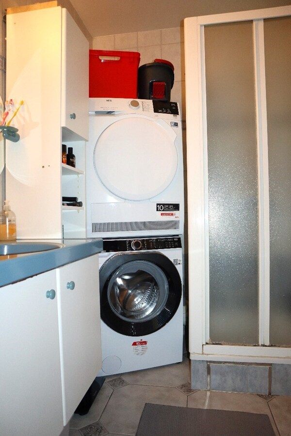 Mooi appartement met 2 slaapkamers en bureau te Jette 