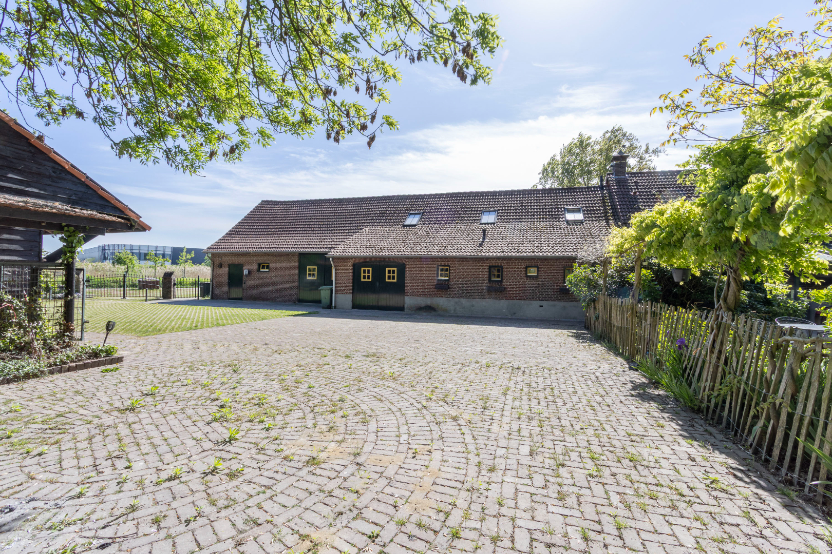 Woonboerderij te koop in Weert