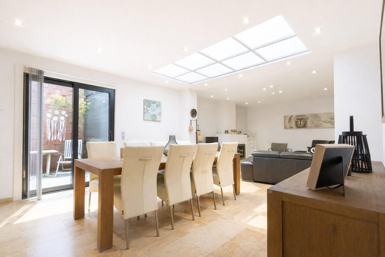 Magnifique double maison de Ville avec DOUBLE GARAGE et Jardin Aménagé 