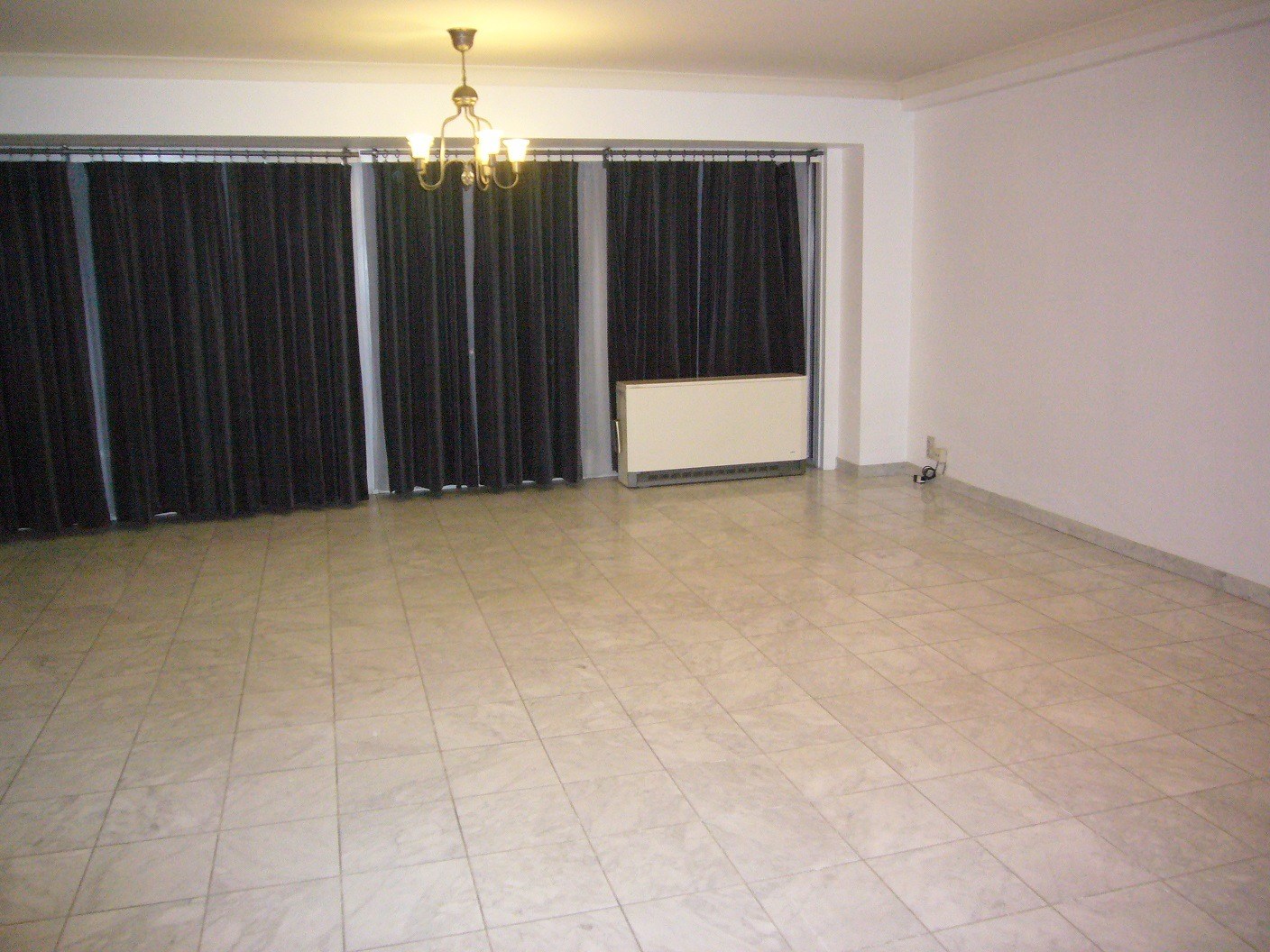 ONGEMEUBELD 2 SLP APP. GELEGEN CENTRUM OOSTENDE 