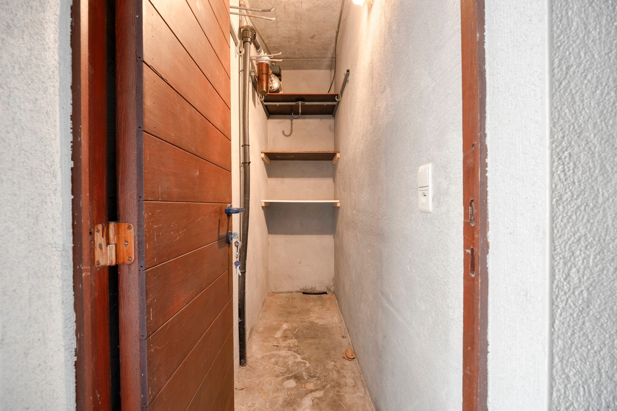 Instapklaar appartement met 2 slpk., staanplaats en berging in Tessenderlo-Schoot 