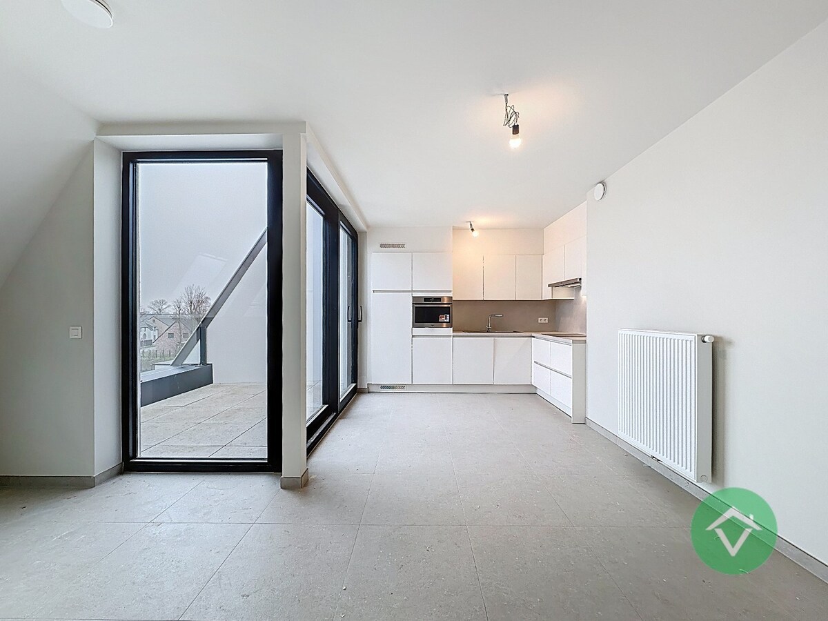 Uniek nieuwbouw appartement met 2 slaapkamers en veel zonlicht te Eernegem 