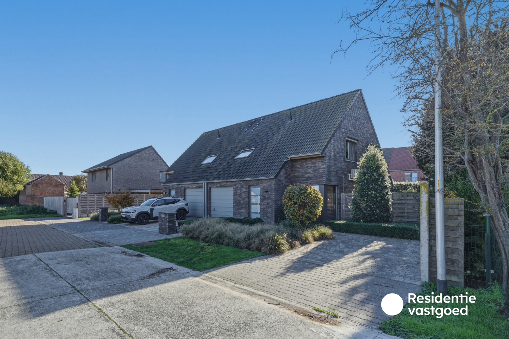 Prachtige zeer recente halfopen woning in rustige wijk te Oudenburg centrum 