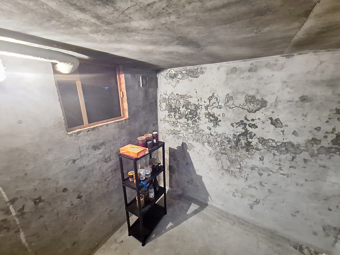 Halfopen woning met 4 slpk 