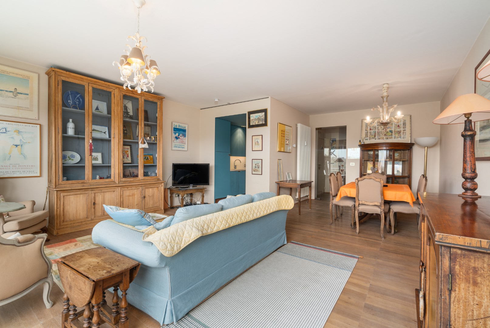 RUIM APPARTEMENT MET OPEN ZICHT OP TOPLIGGING 