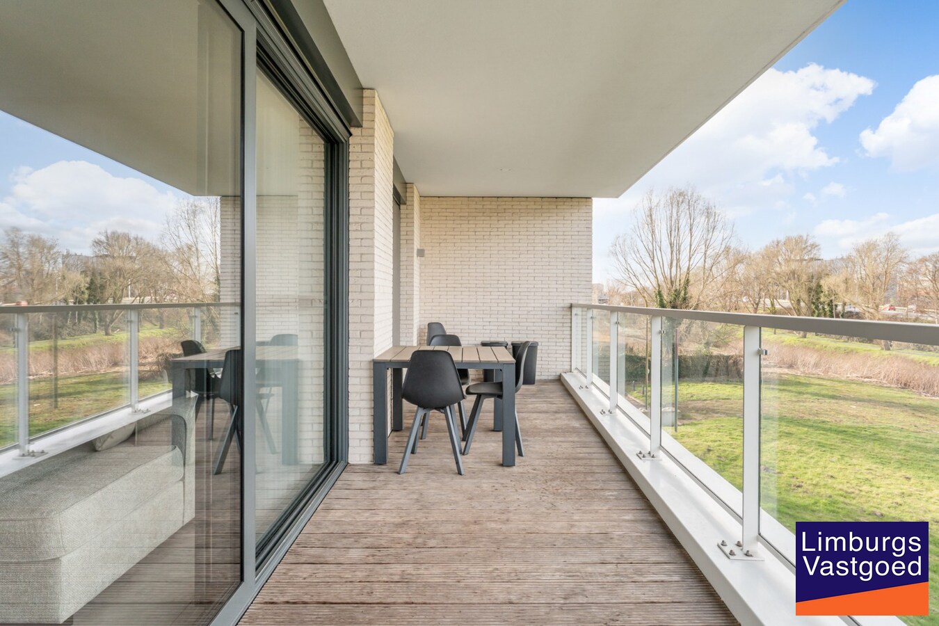 Modern appartement, 90m², ruim terras, 2 slpk, autostaanplaats + kelderberging 