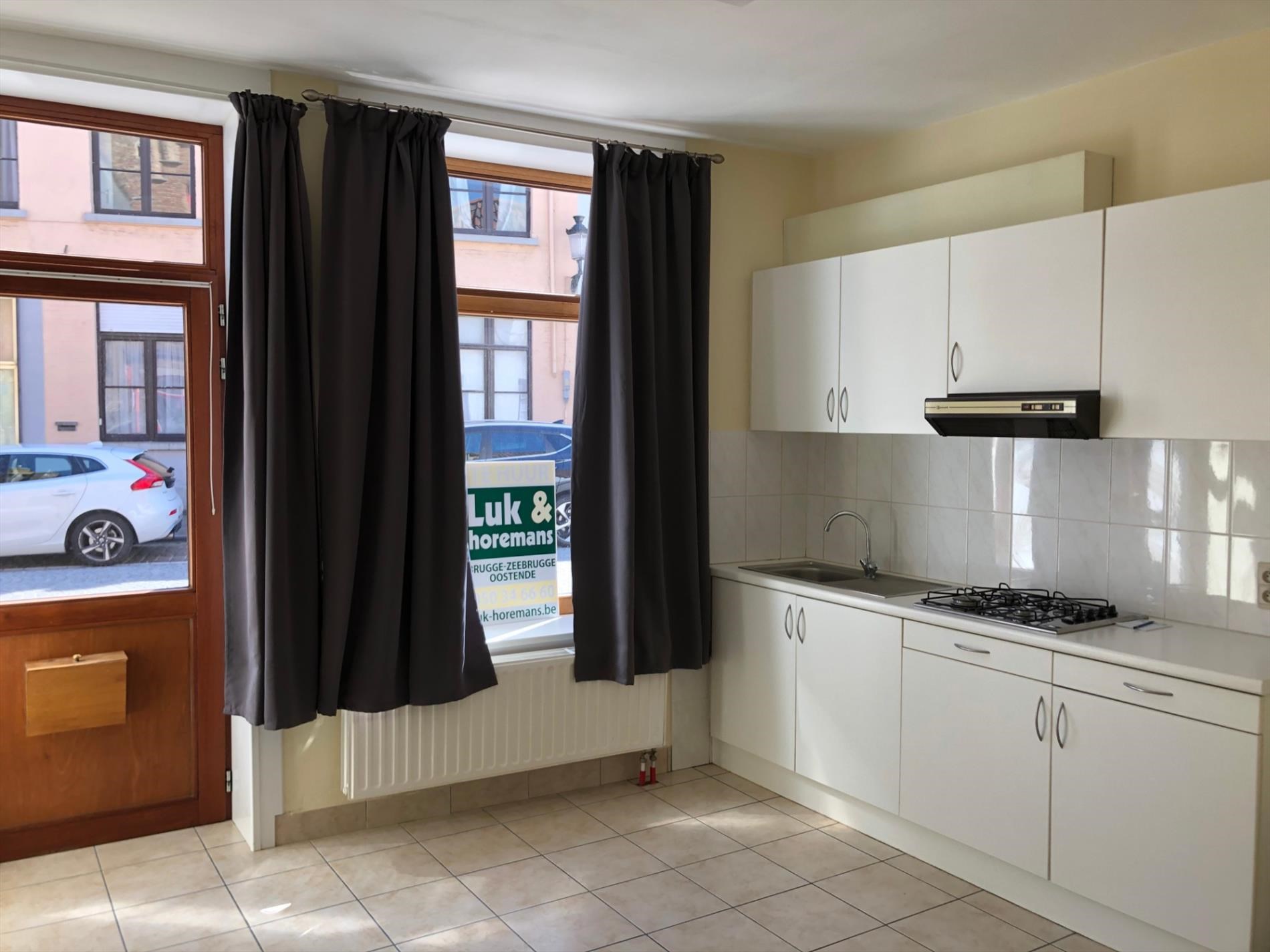 Gelijkvloers appartement met 1 slaapkamer 