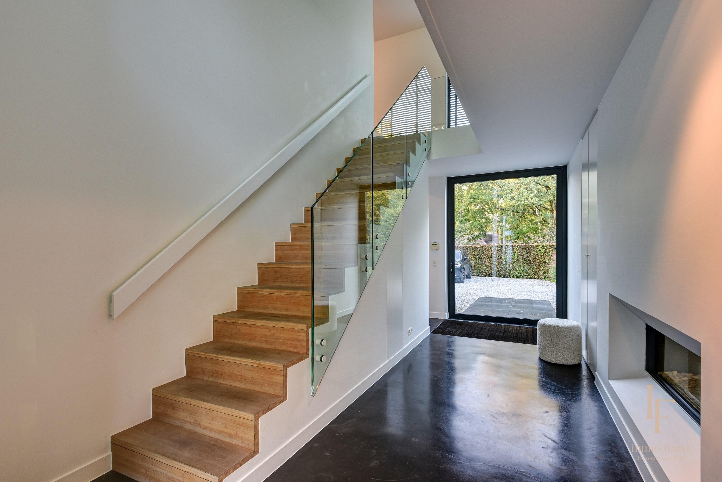 Luxe villa met 4 SLKS en praktijkruimte te SCHILDE! 