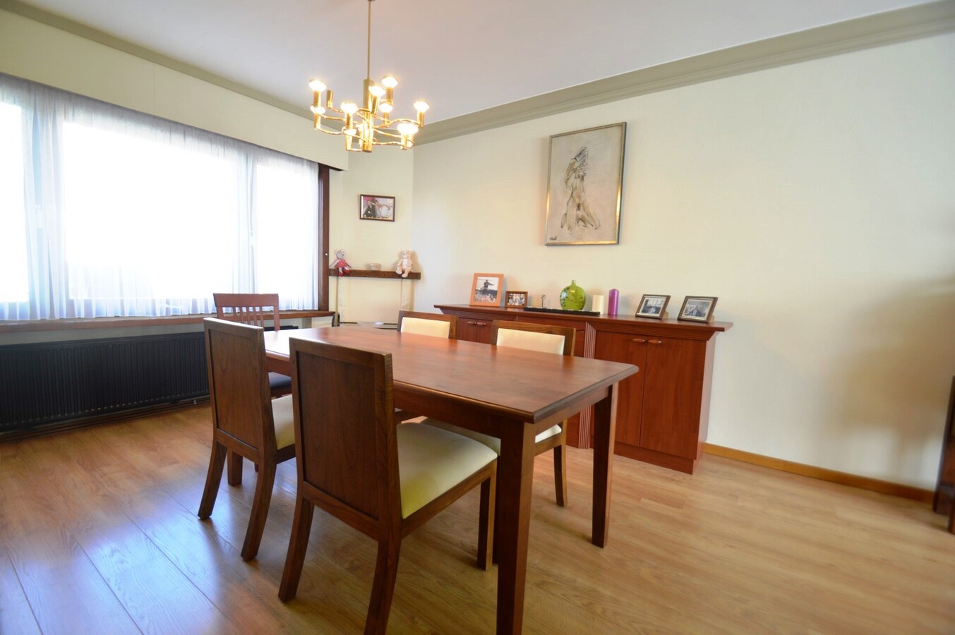 Volumineuze, lichtrijke bel-étage nabij het strand - Heist 