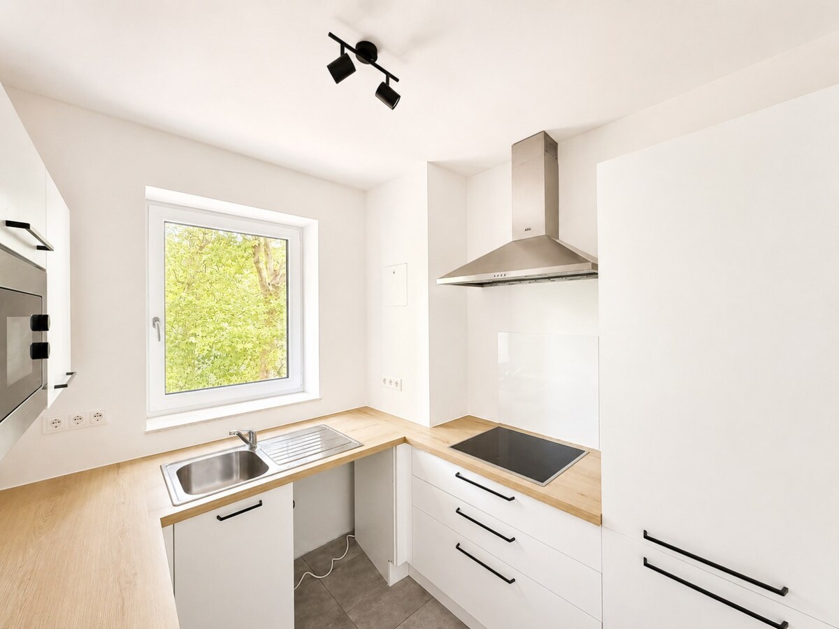 Bel appartement 1 chambre avec bureau et terrasse ! 