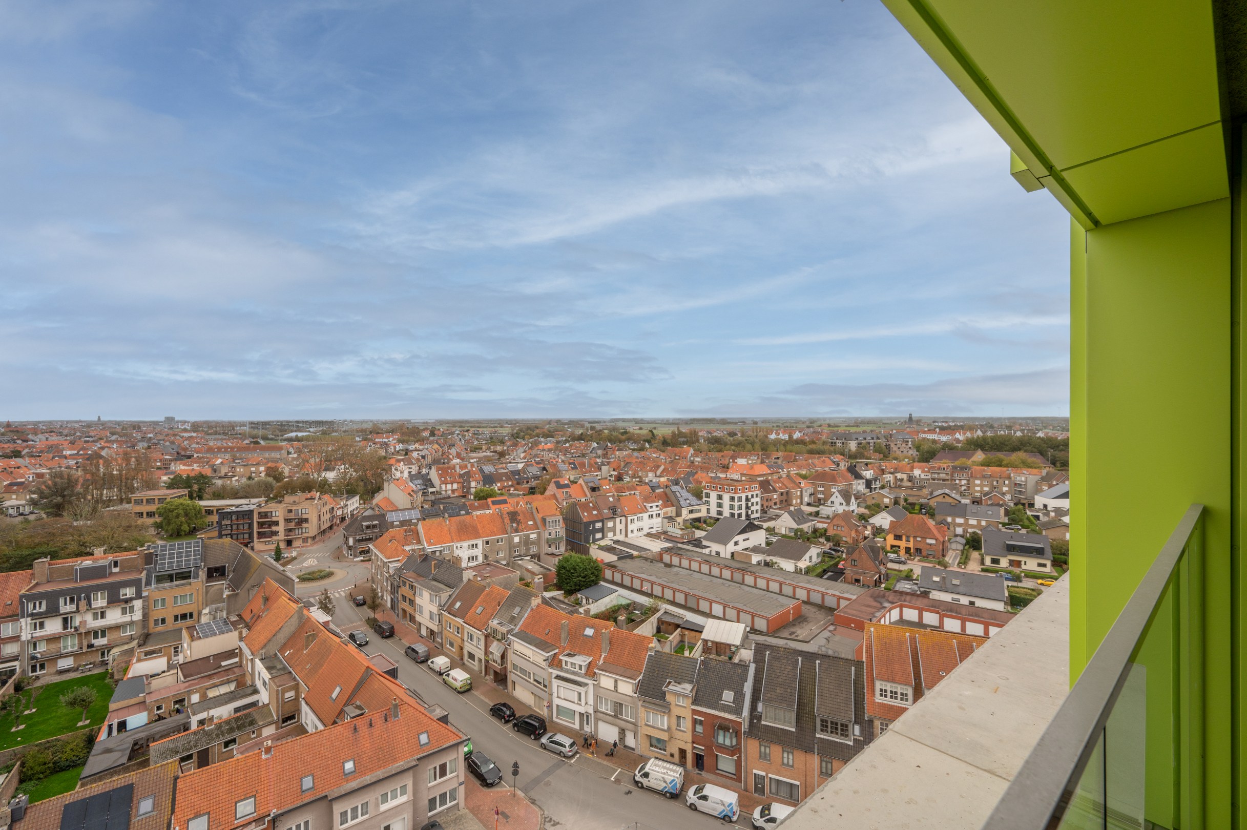 Appartement 2 pièces bien situé à la résidence Hoost : JOURNÉE PORTES OUVERTES DIMANCHE 04/01 (entre 14h et 17h), place Maes et Boerenboom. 