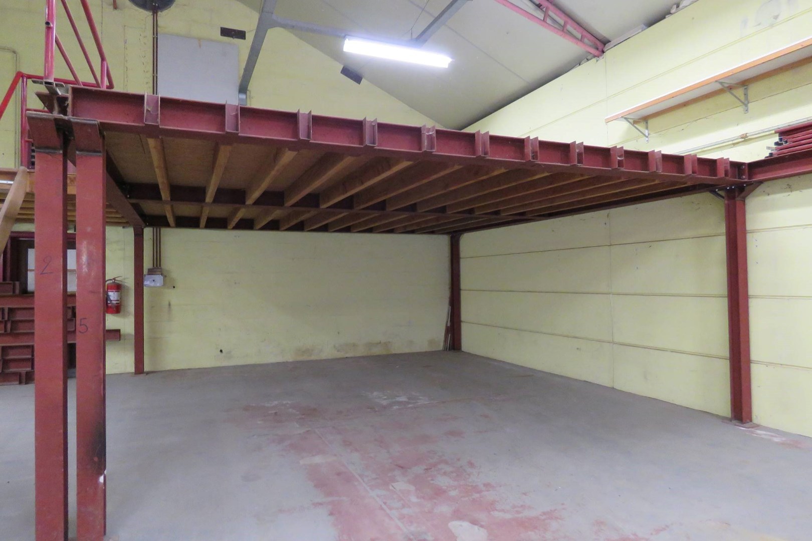 Loods/opslagruimte (250 m²), Torhout 