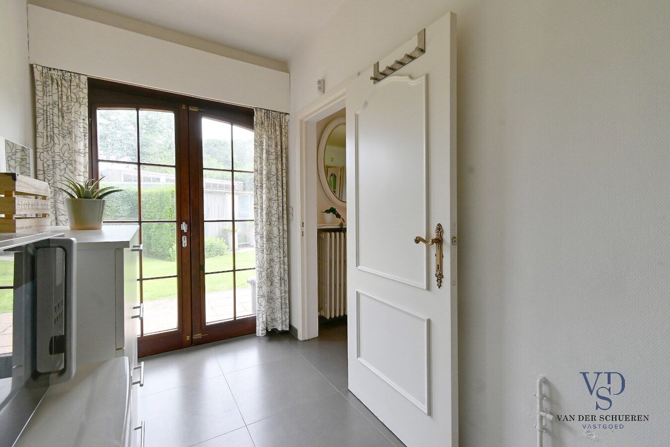 Tijdloze villa (alles op gelijkvloers). 