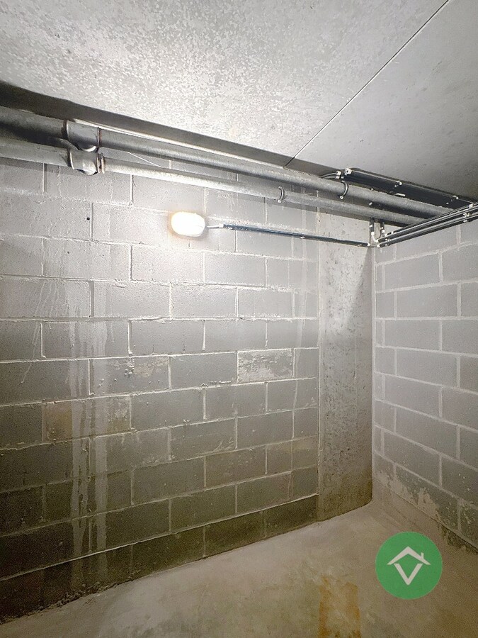 Appartement met 2 slaapkamers en garage te Torhout 