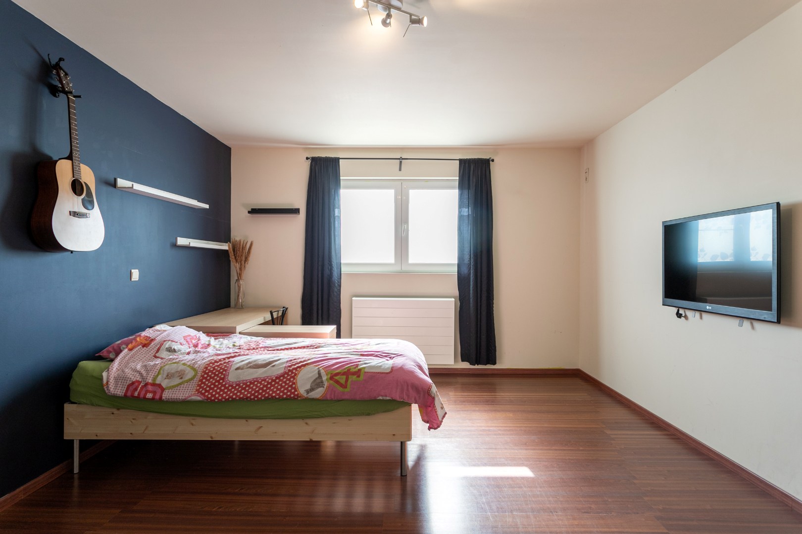 Recente woning (EPC B) met 5 slaapkamers en tuin te Vollezele 