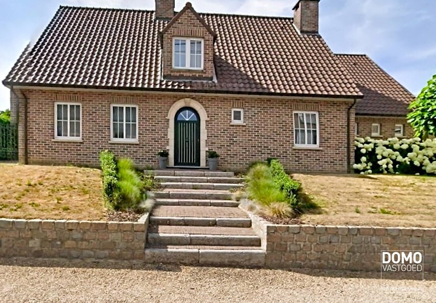 Warme gezinswoning met prachtige tuin in hartje Kortessem 