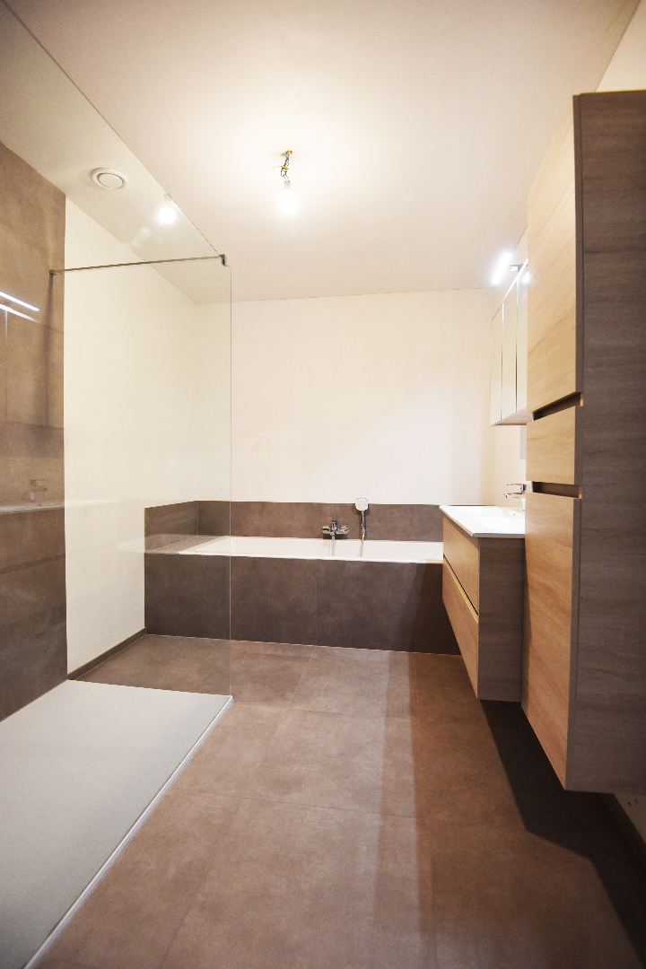 Nieuwbouw gezinswoning  4 slpks, garage en tuin te Maldegem 