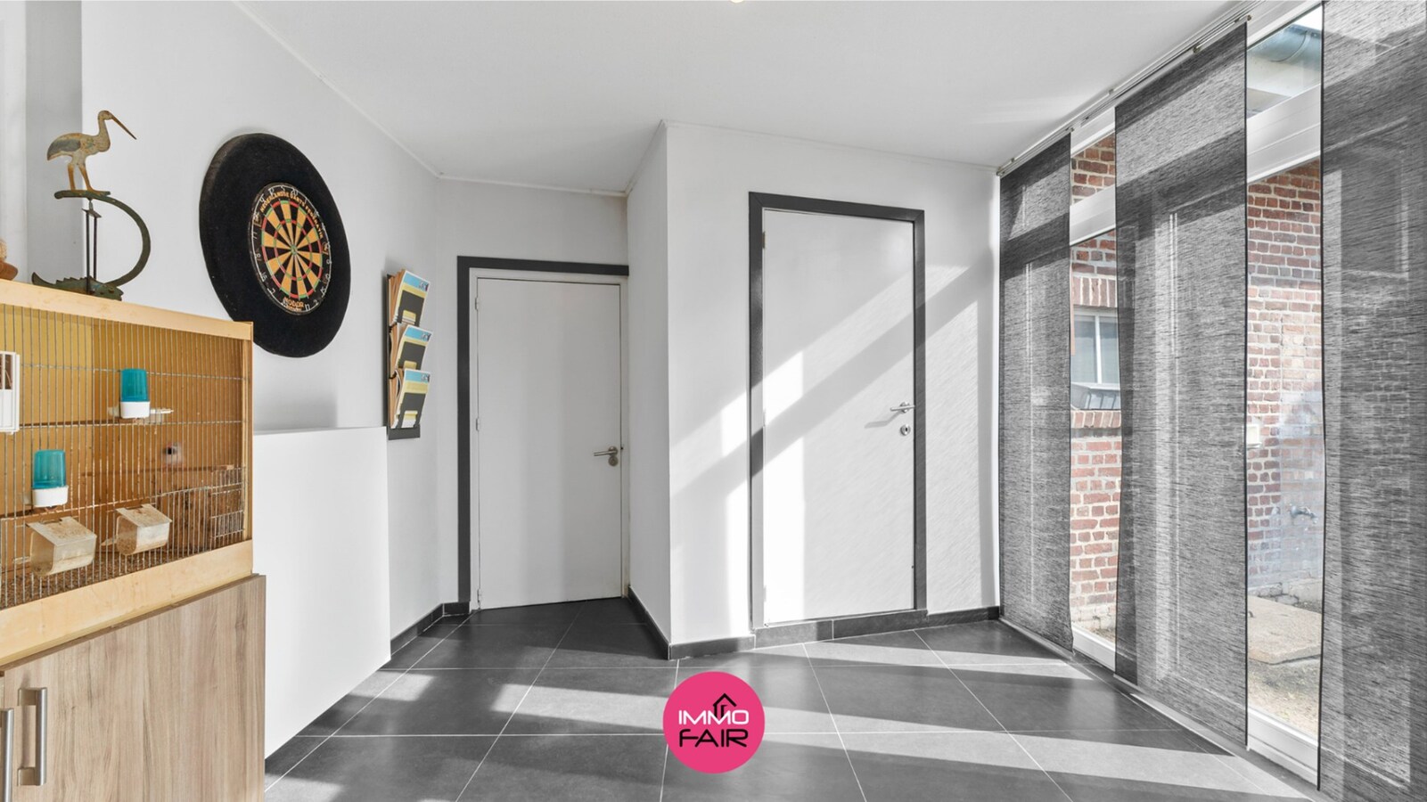 Karakteristieke hoeve met panoramisch zicht aan de achterzijde van perceel! 