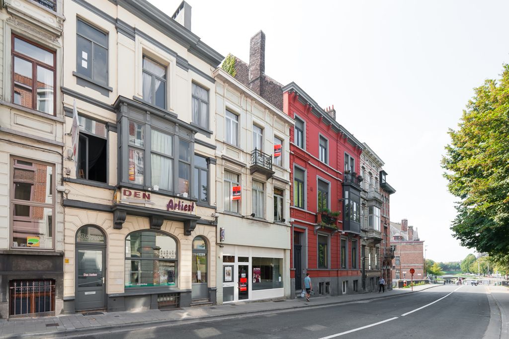 Heerlijk authentiek herenhuis op een fantastische locatie! 