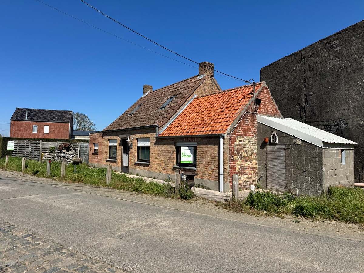 Woning met garage te Bovekerke 