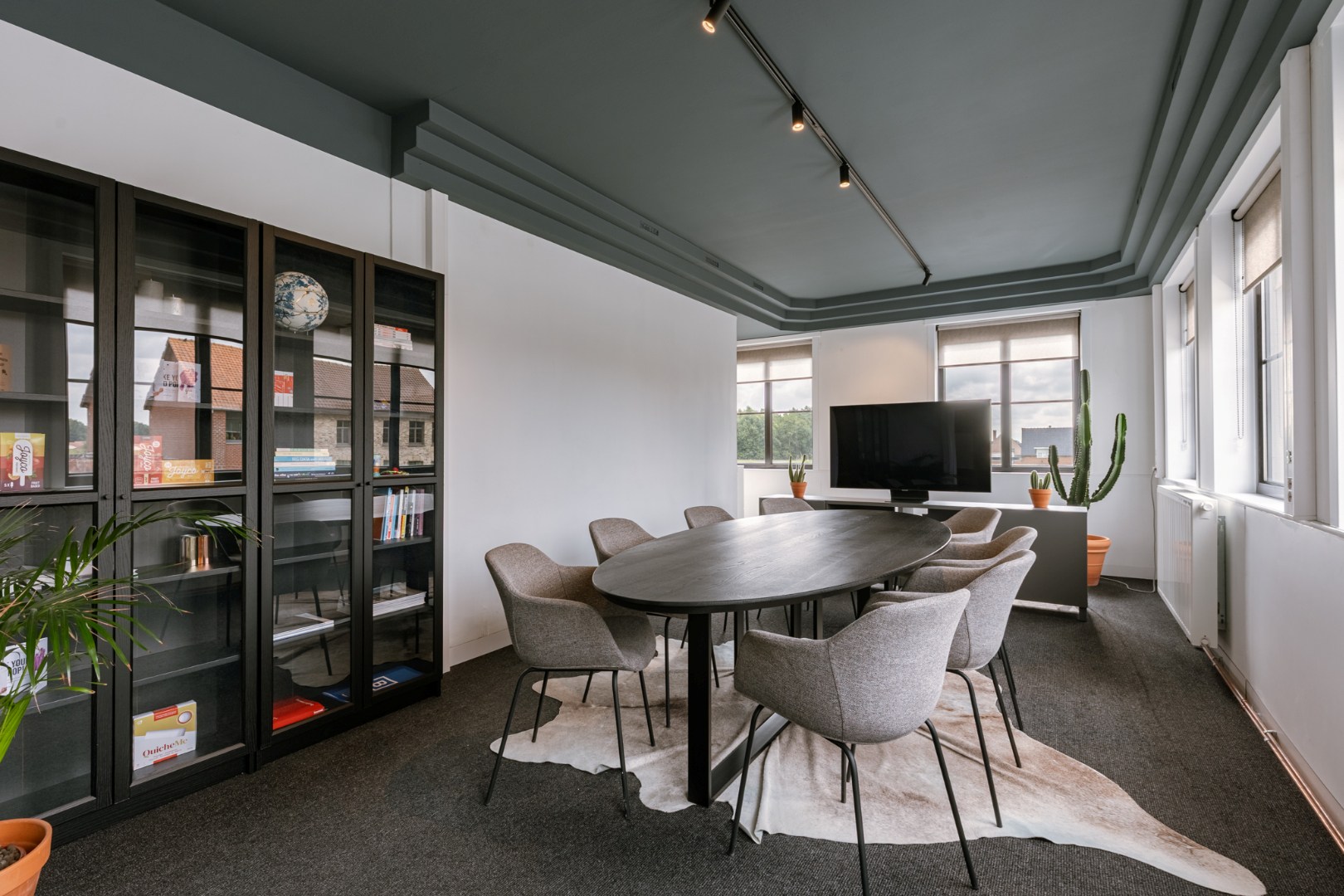 Vlot te bereiken kantoorgebouw 