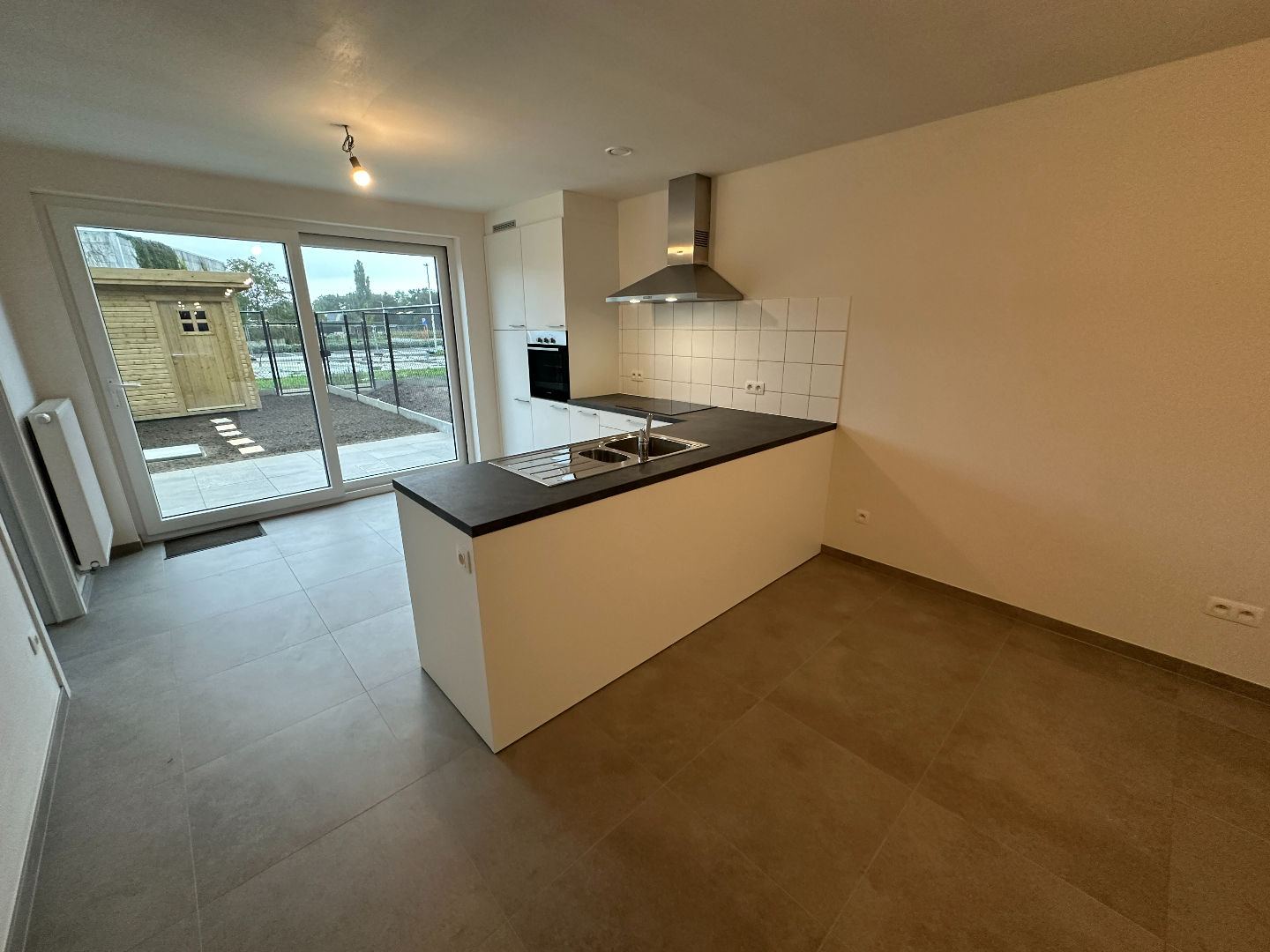 Mooie nieuwbouwwoning met 3 slpk en tuin, rustig gelegen in Torhout Wijnendale 