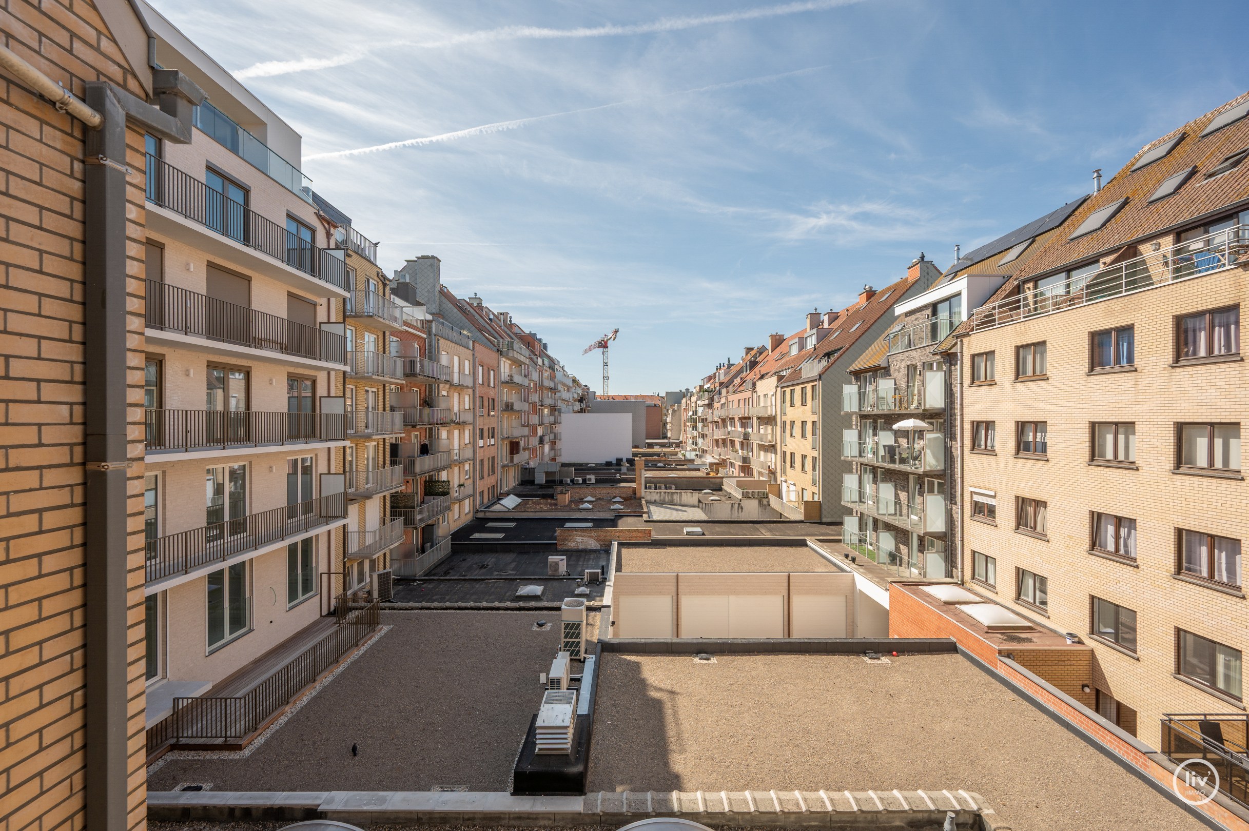 Instapklaar  2-slaapkamerappartement op een centrale ligging te Bayauxlaan in Knokke. 
